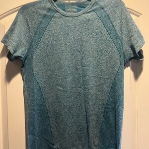 BCBG Blue Heathered Short Athletic Sleeve Tee